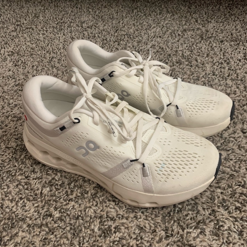 On Running Cloudsurfer 2 size 7.5